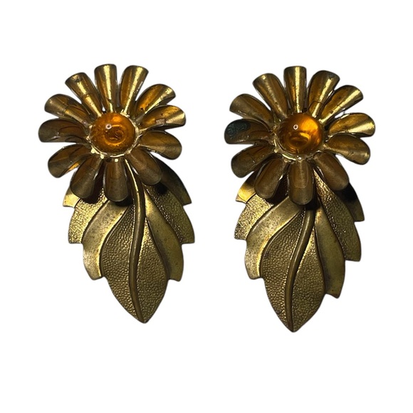 Accessories - Vintage Pair of Molded Glass Brass Shoe Clips